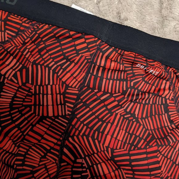 Nike Pro Athletic Capris - Picture 5 of 6